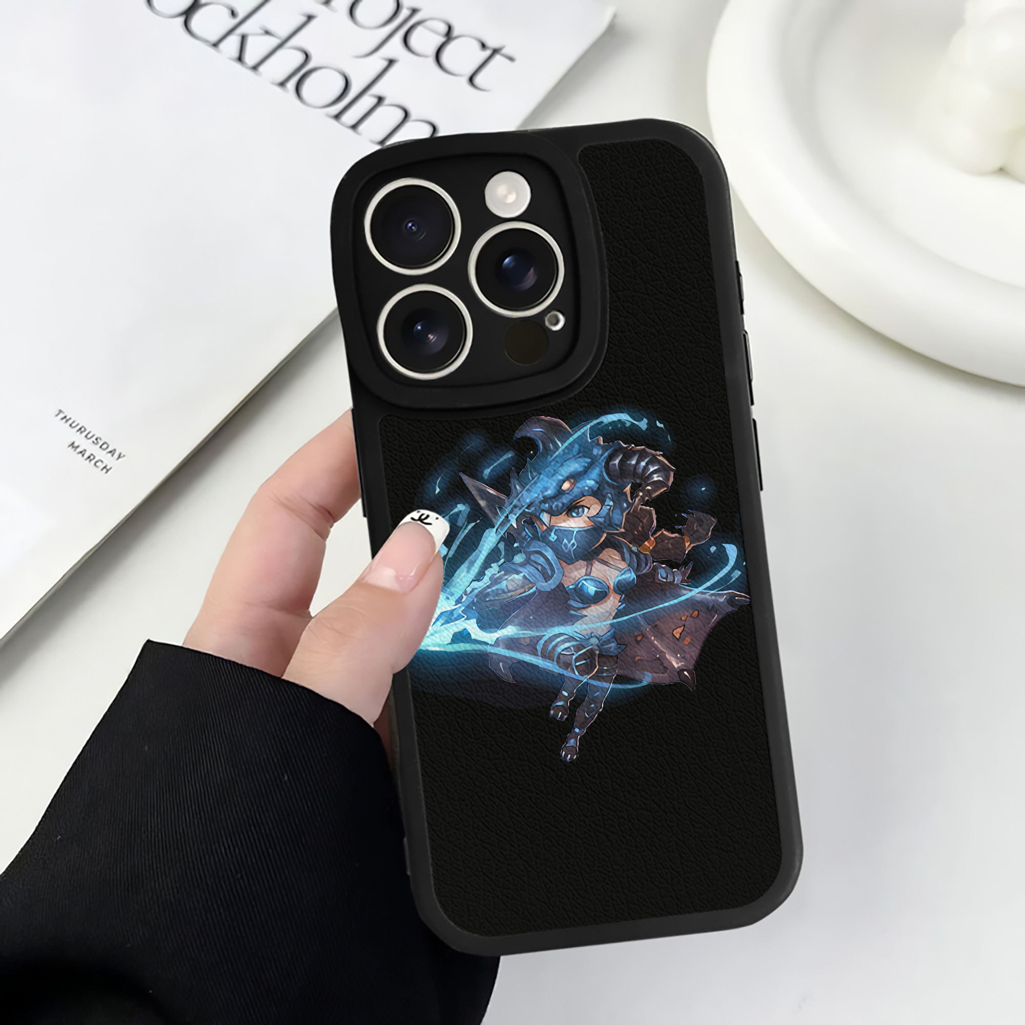 （画像用） リーグ・オブ・レジェンド League of Legends LOL 【iPhone 16シリーズ対応】シリコンスマホケース（レザー調） 材質：シリコン